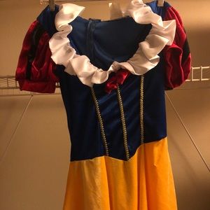 Snow White Costume